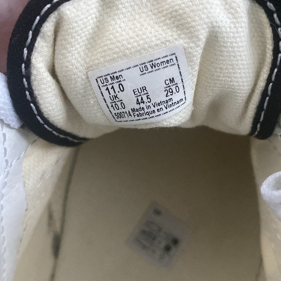 VANS “Off the Wall” Old Skool Blk/White Checkered low tops  NWOB - Picture 7 of 8